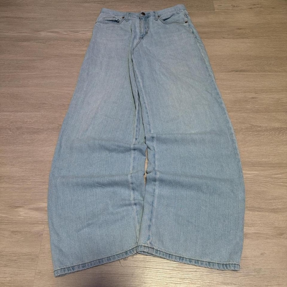 Baggy Blue Light Wash 2000s Wide Leg Jeans (27x30)